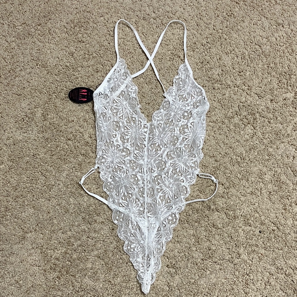 NWT Elegant White Lace Bodysuit